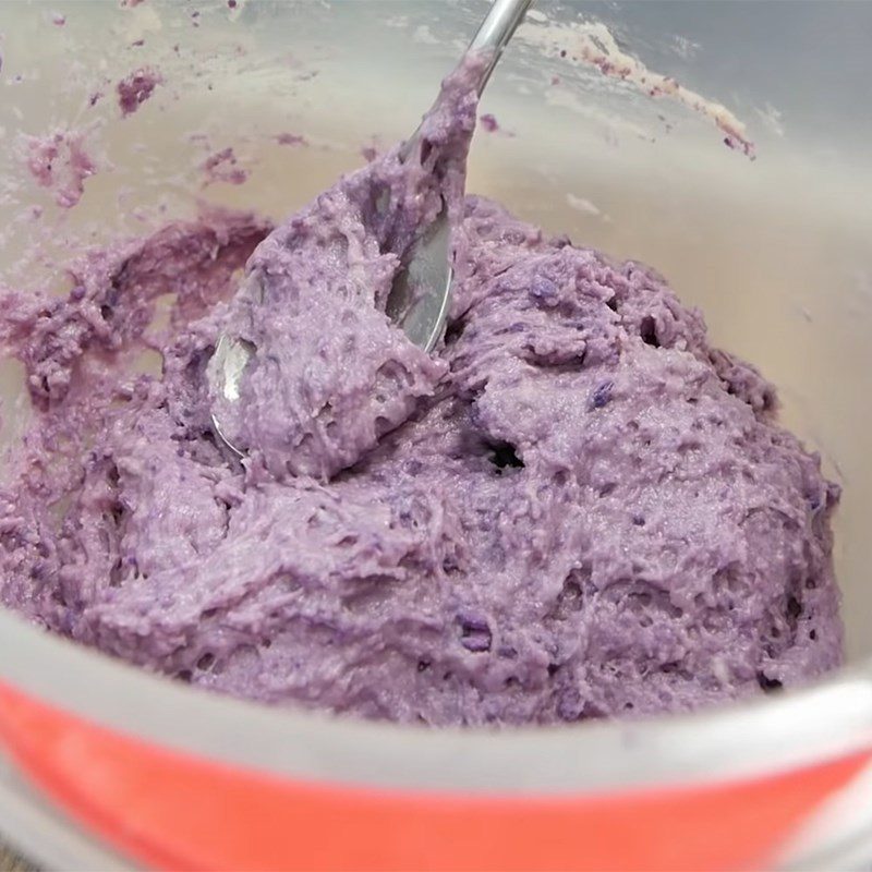 Step 3 Mash and mix purple sweet potato with Banh Bo cake flour