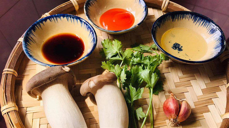 Ingredients for fried chicken thigh mushrooms