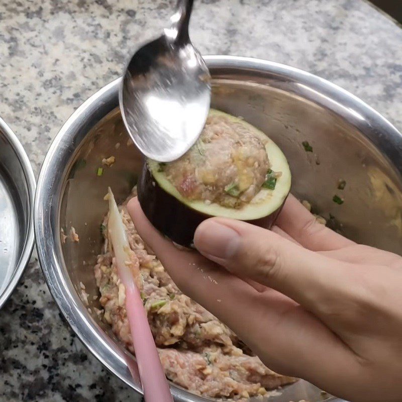 Step 4 Stuff the meat Stuffed eggplant