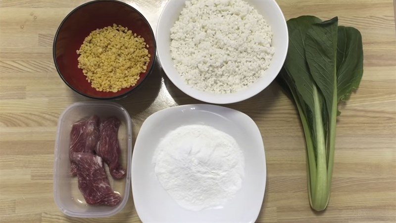 Ingredients for the dish bánh khúc without khúc leaves