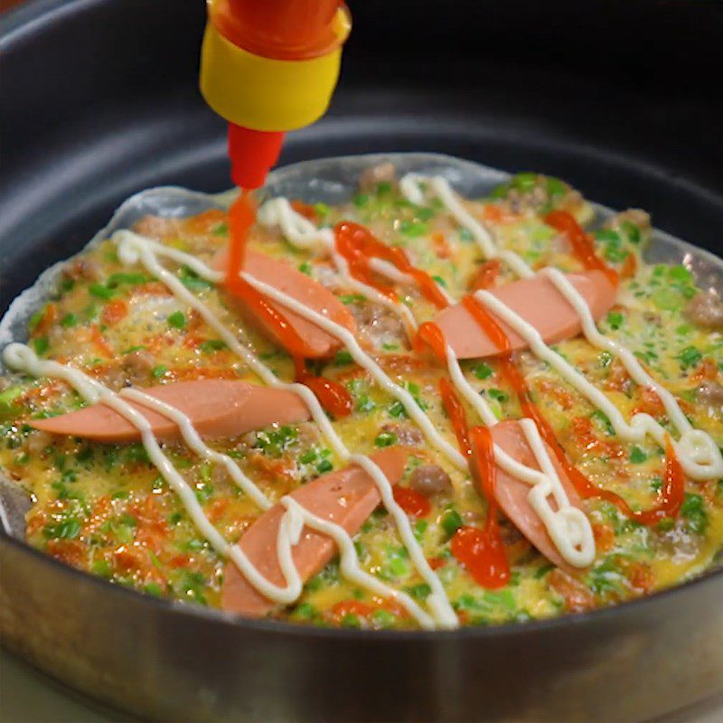 Step 3 Grilling rice paper on a pan Grilled rice paper using a pan