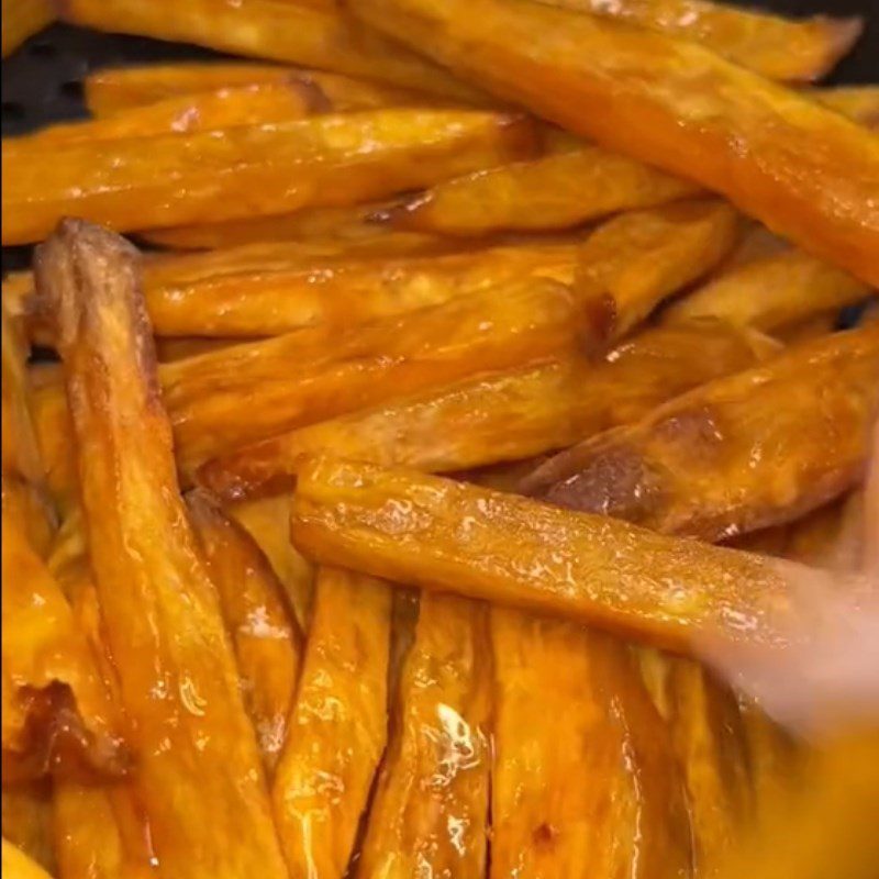 Step 2 Baking Sweet Potatoes Honey-coated Sweet Potatoes (Recipe shared from Tiktok Cooking with TasteVN)