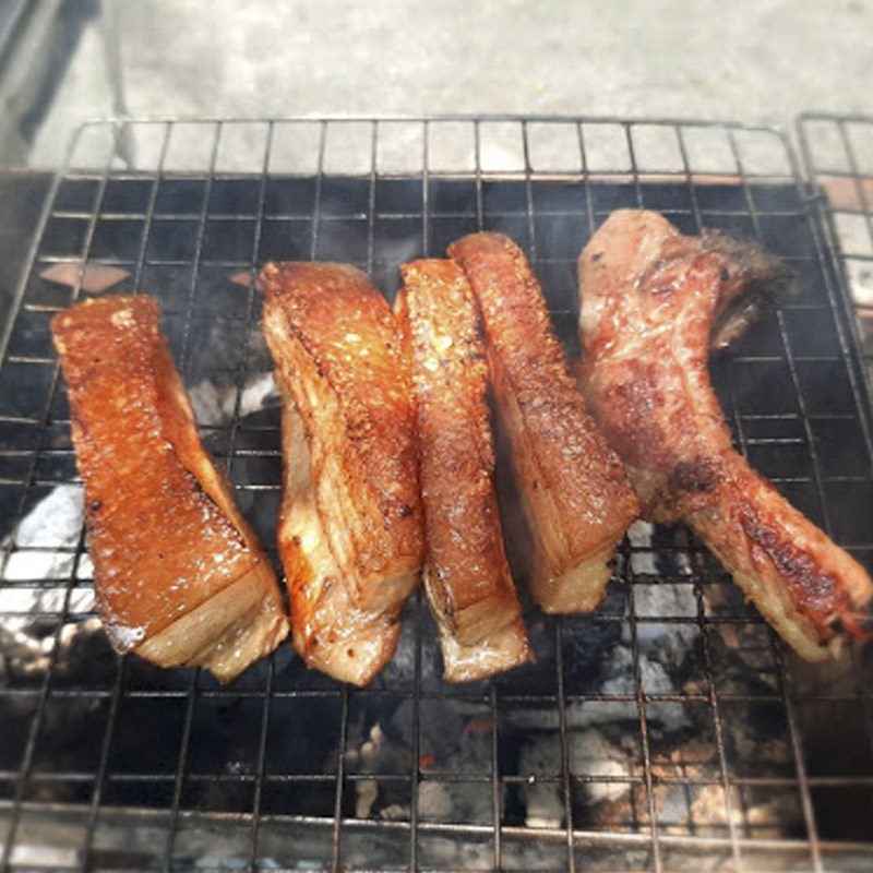 Step 4 Grilling meat Honey grilled meat