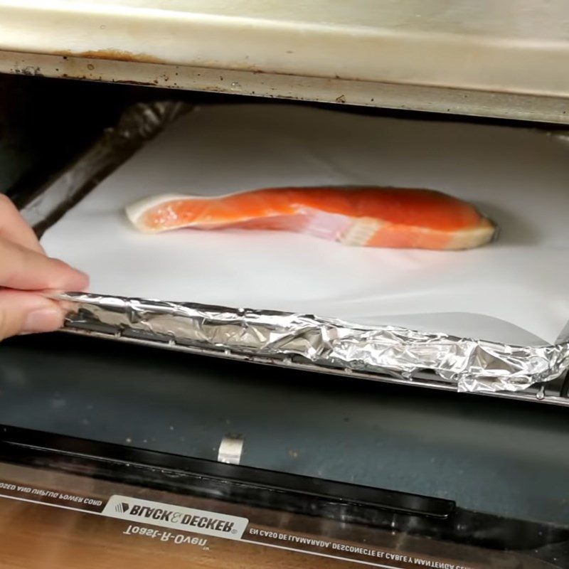 Step 2 Grilling and extracting salmon meat Ochzhuke Dashi