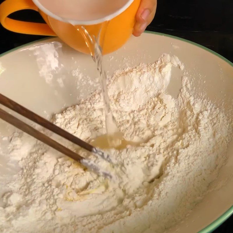 Step 2 Prepare the batter for whole fried chicken