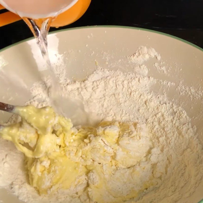 Step 2 Prepare the batter for whole fried chicken