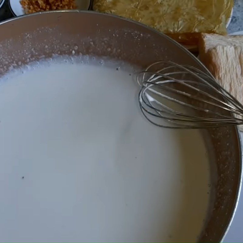 Step 1 Mix the vegetarian sausage flour from pork ribs and white tofu