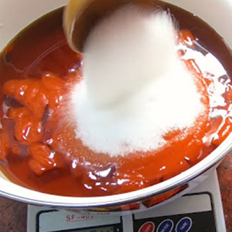 Step 3 Mixing the dipping sauce for the salad Cucumber salad with dried shrimp