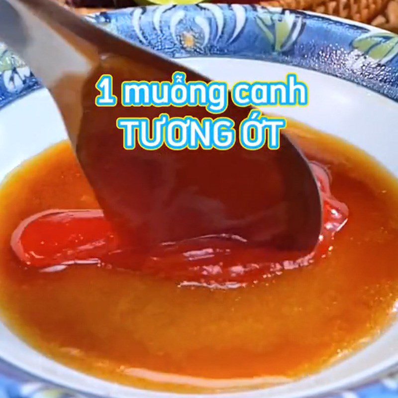 Step 2 Prepare the anchovy sauce with garlic and fish sauce (Recipe shared from TikTok Let's Cook with TasteVN)