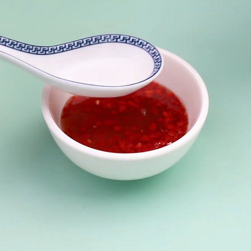 Step 3 Make the salad dressing for the raw bầu đất salad