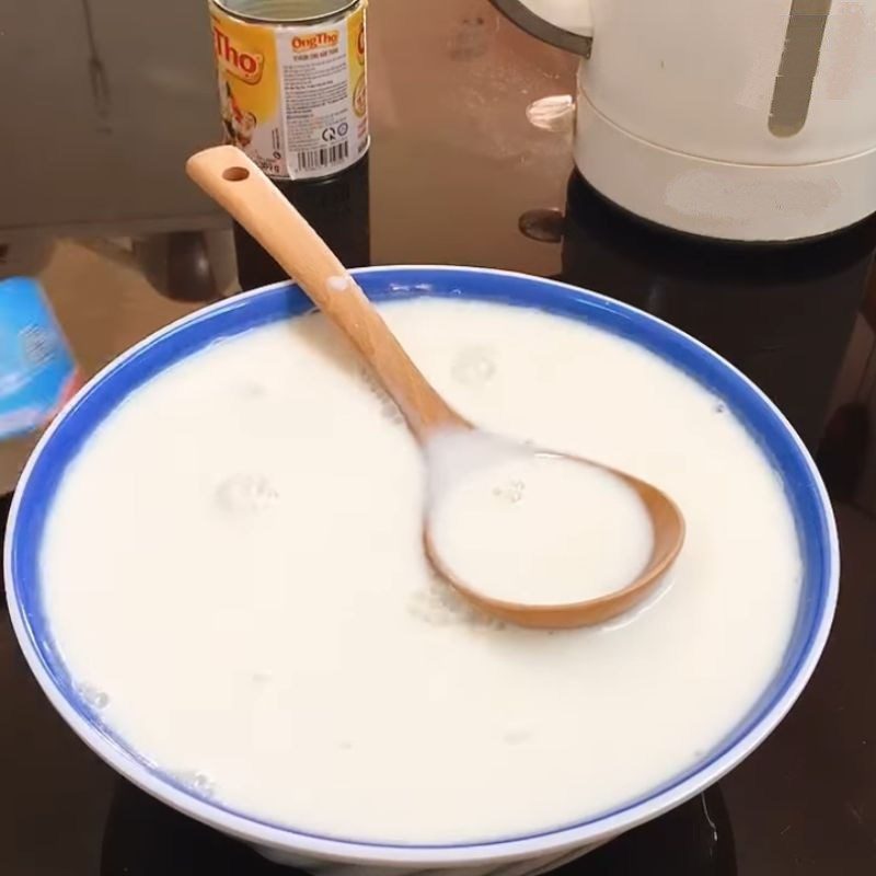 Step 2 Prepare the yogurt starter for Yogurt using an oven