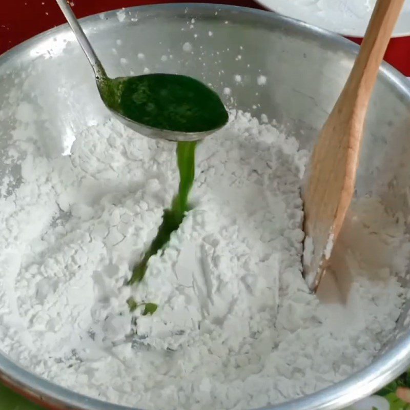 Step 2 Mixing and kneading the dough for Taro Balls