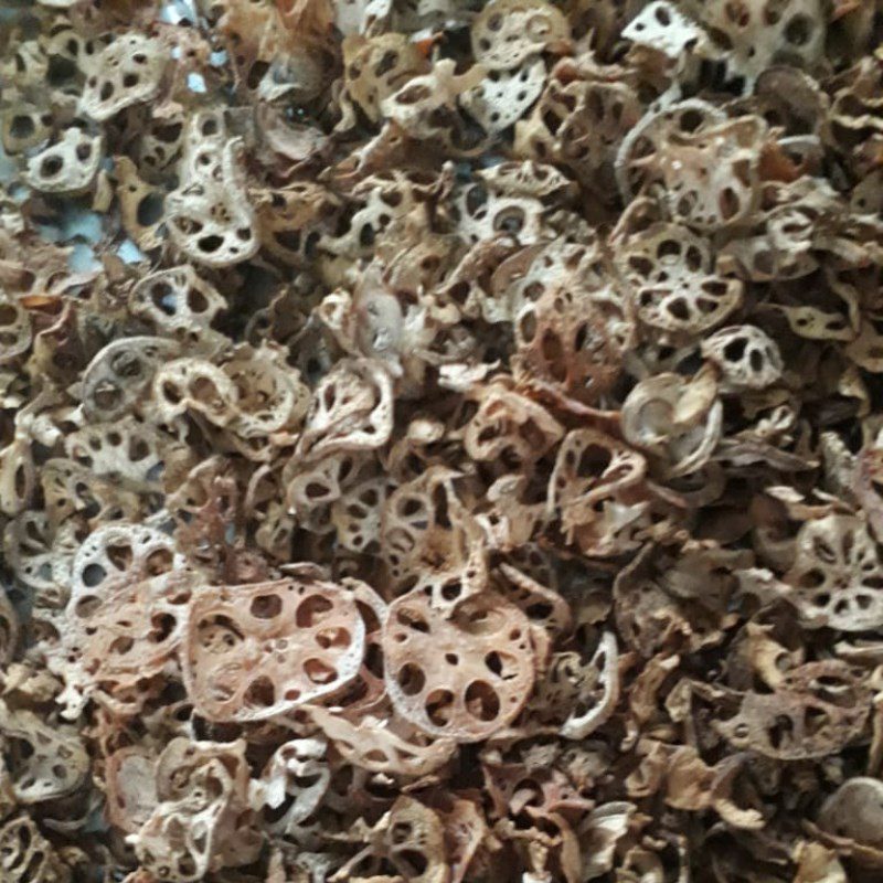 Step 2 Sun-drying and roasting lotus root Dried lotus root tea