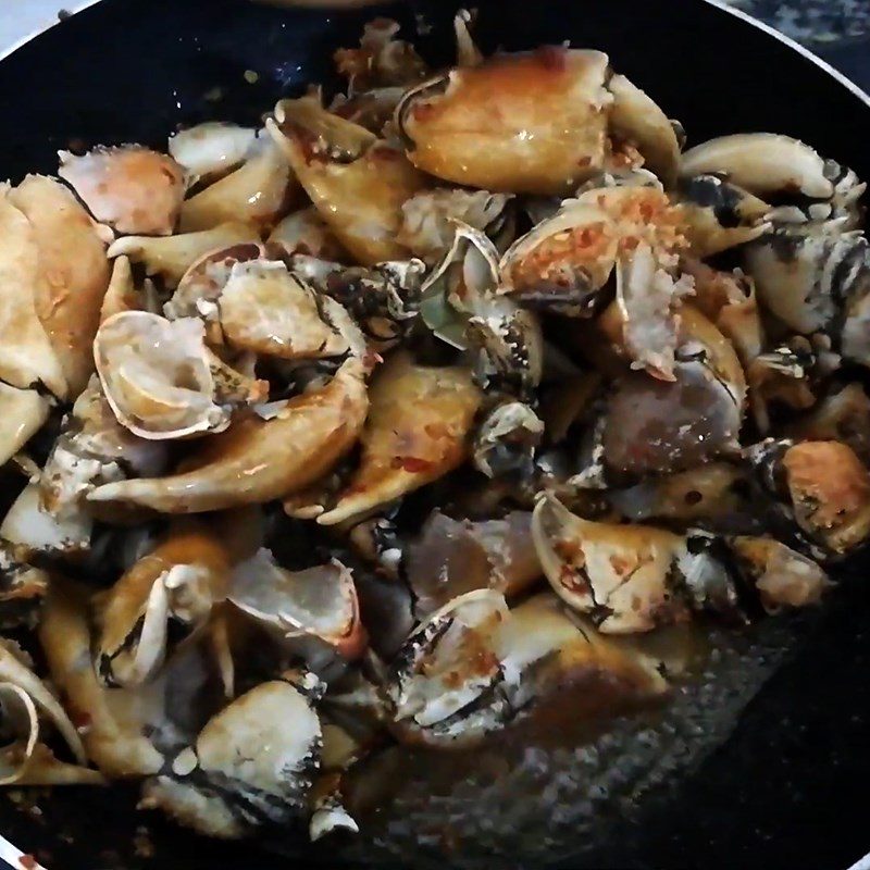 Step 4 Roast the crab claws Salt and Chili Roasted Crab Claw
