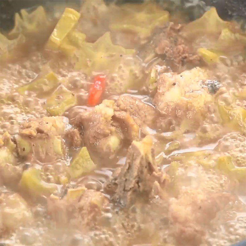 Step 4 Braised Ribs Ribs with Starfruit
