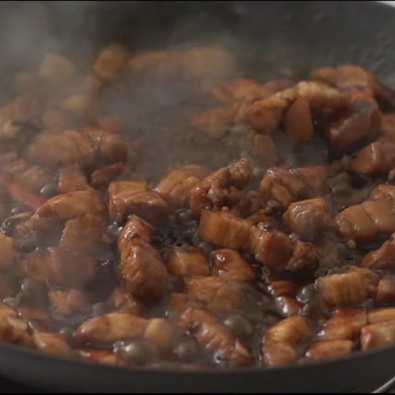 Step 4 Braised pork belly Pork belly braised in soy sauce