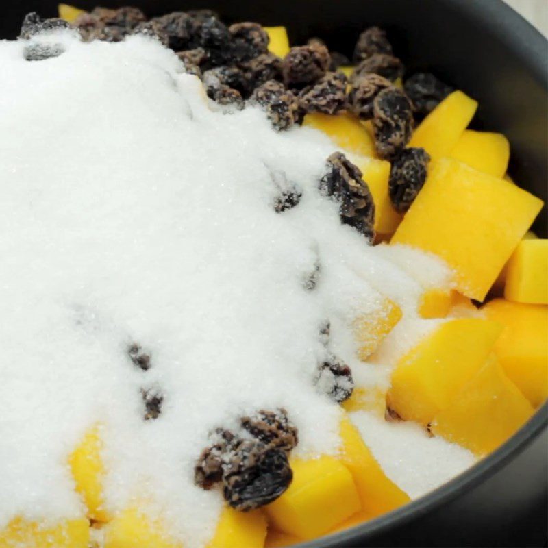 Step 2 Sauté mango and spices Mango chutney - mango chutney