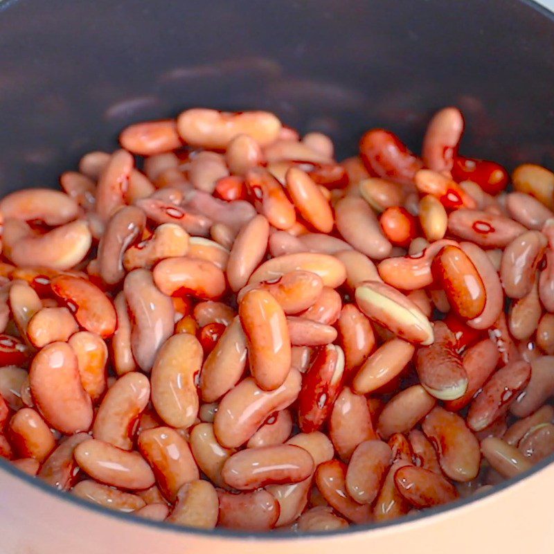 Step 1 Wash and simmer red beans Red bean dessert with sticky rice