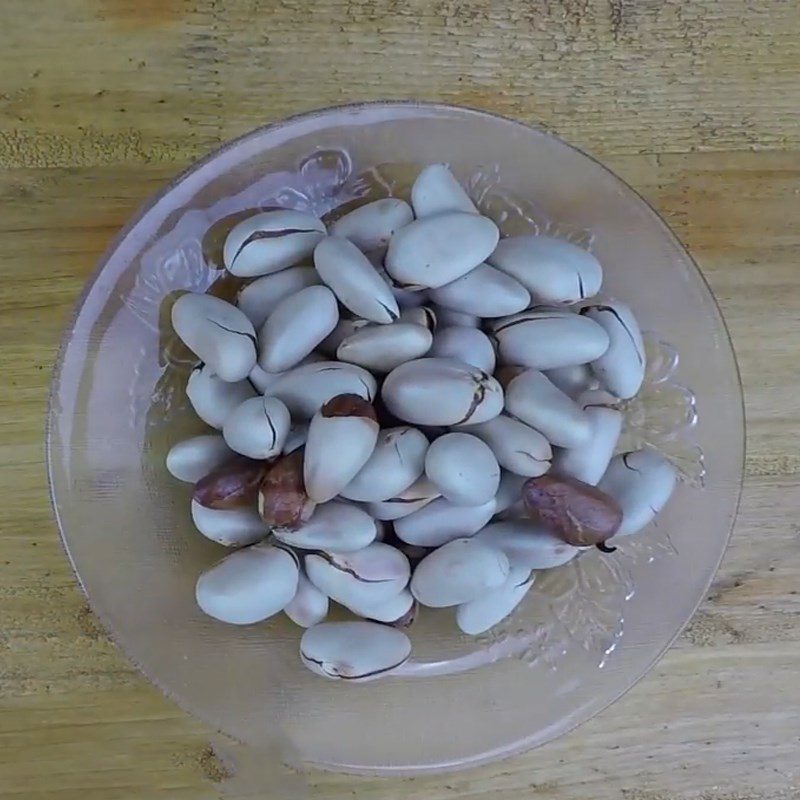 Step 1 Wash the jackfruit seeds Boiled jackfruit seeds