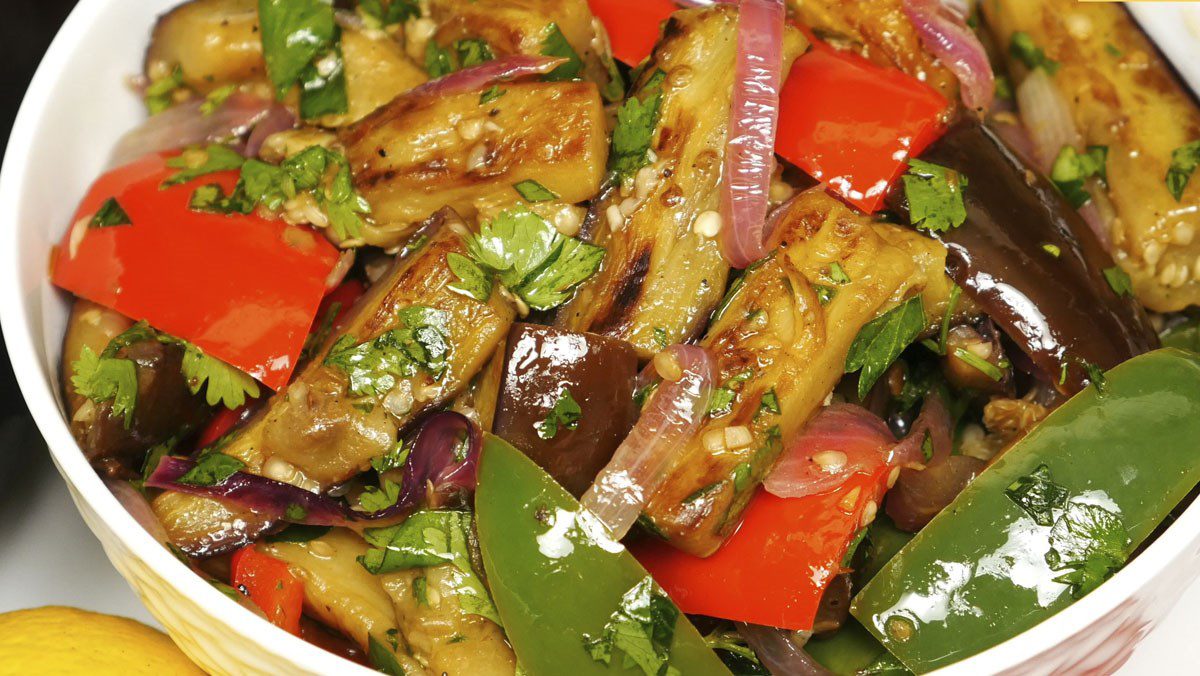 Eggplant bell pepper salad