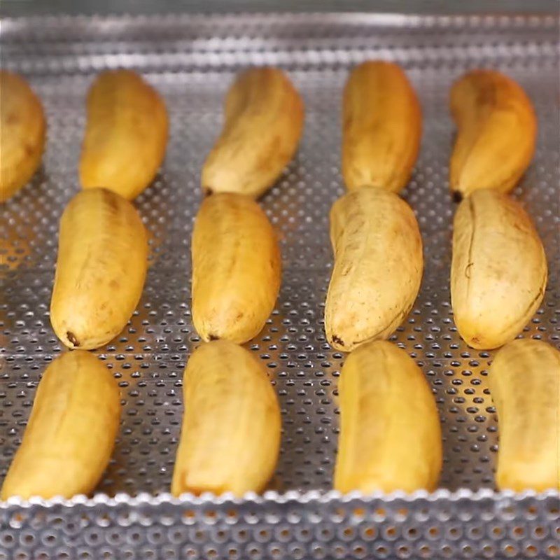 Step 3 Dried bananas using an oven Chewy Dried Banana