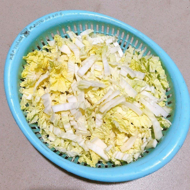 Step 1 Prepare ingredients for dried shrimp cabbage soup