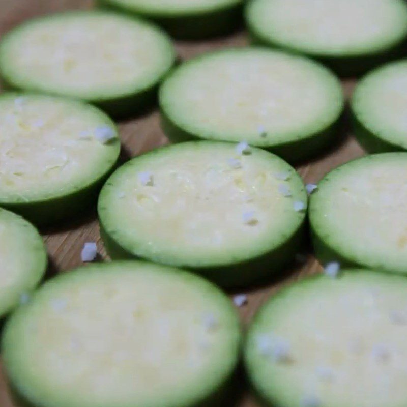 Step 1 Prepare zucchini Fried zucchini