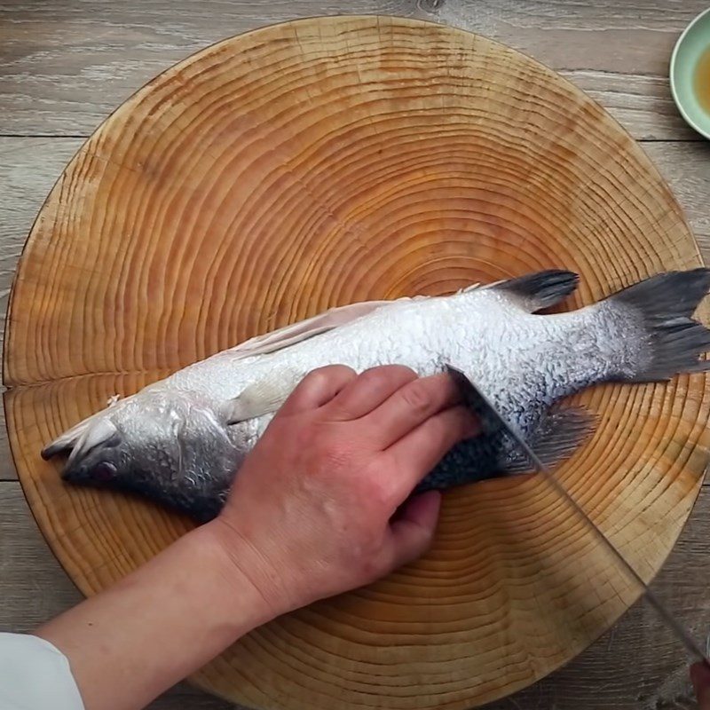 Step 1 Prepare barramundi Fried Barramundi with Soybean Sauce