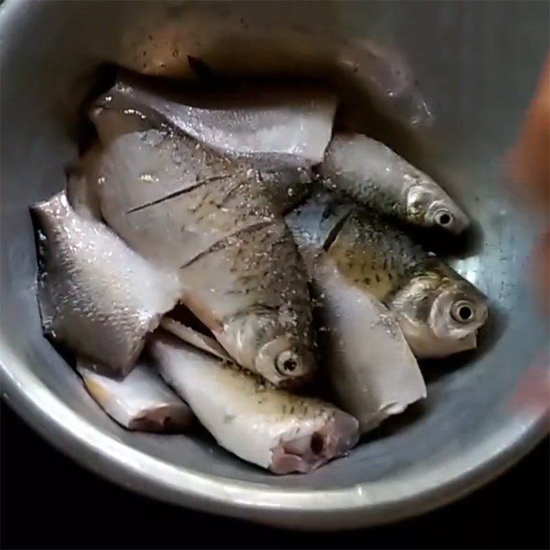 Step 1 Prepare the Catfish Fried Catfish with Lemongrass and Chili