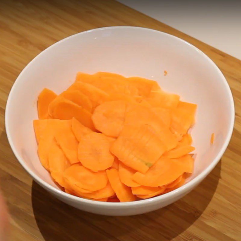 Step 1 Prepare the Carrots for Carrot Snack