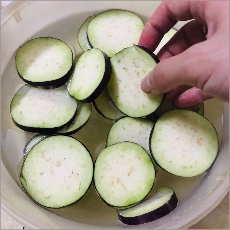 Step 1 Prepare the eggplant Fried Eggplant