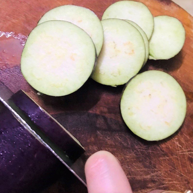 Step 1 Prepare the eggplant Fried Eggplant