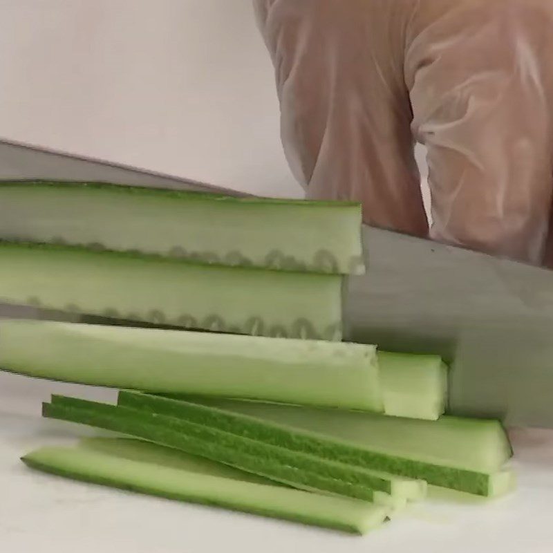 Step 3 Prepare the vegetables for apple salad with shrimp