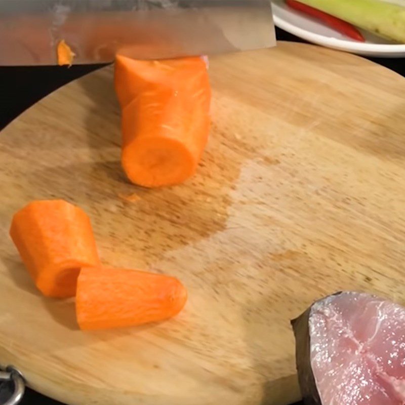 Step 1 Prepare the vegetables for Mackerel Curry