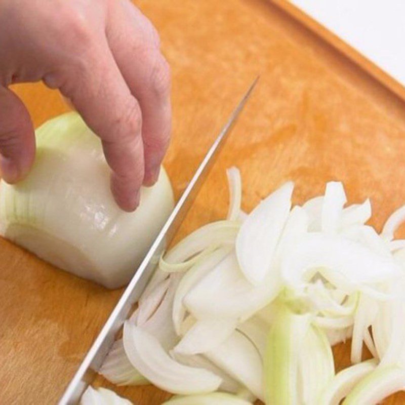 Step 1 Prepare the ingredients for steamed pork heart with ginger