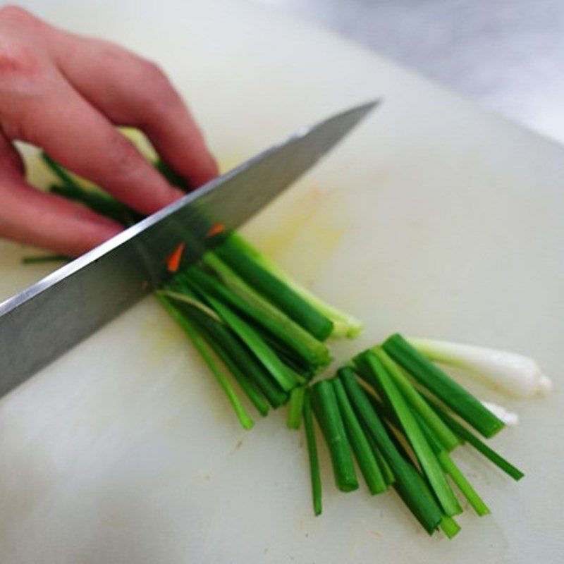 Step 1 Prepare the ingredients for steamed pig's heart with ginger