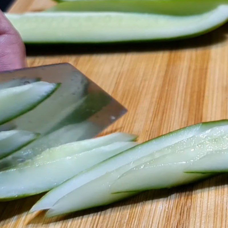 Step 1 Prepare the ingredients for Sweet and Sour Vegetarian Ribs from Spare Ribs