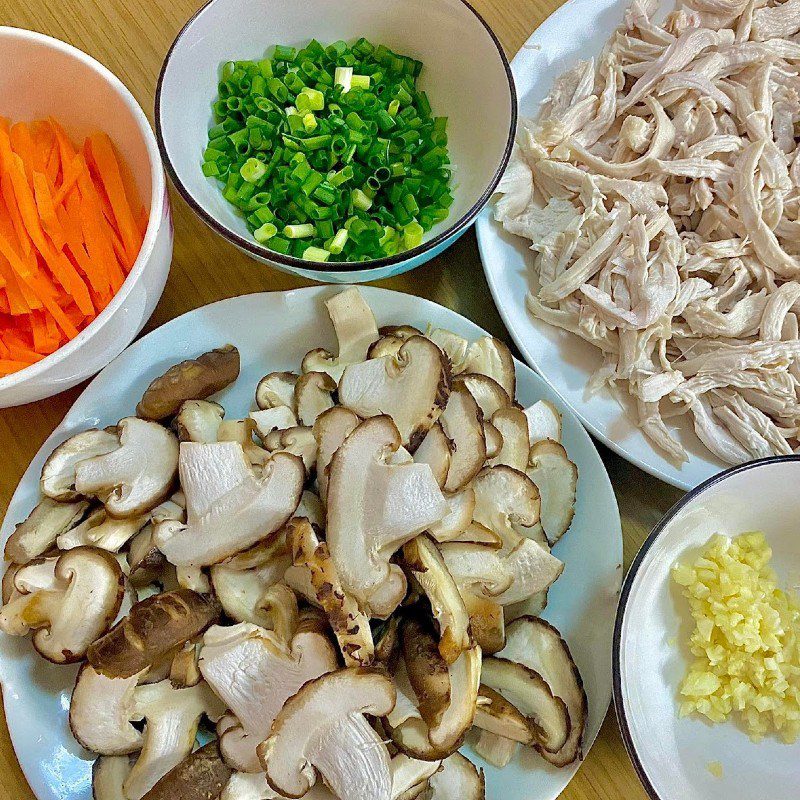 Step 1 Prepare the ingredients Mini chicken mushroom sticky rice