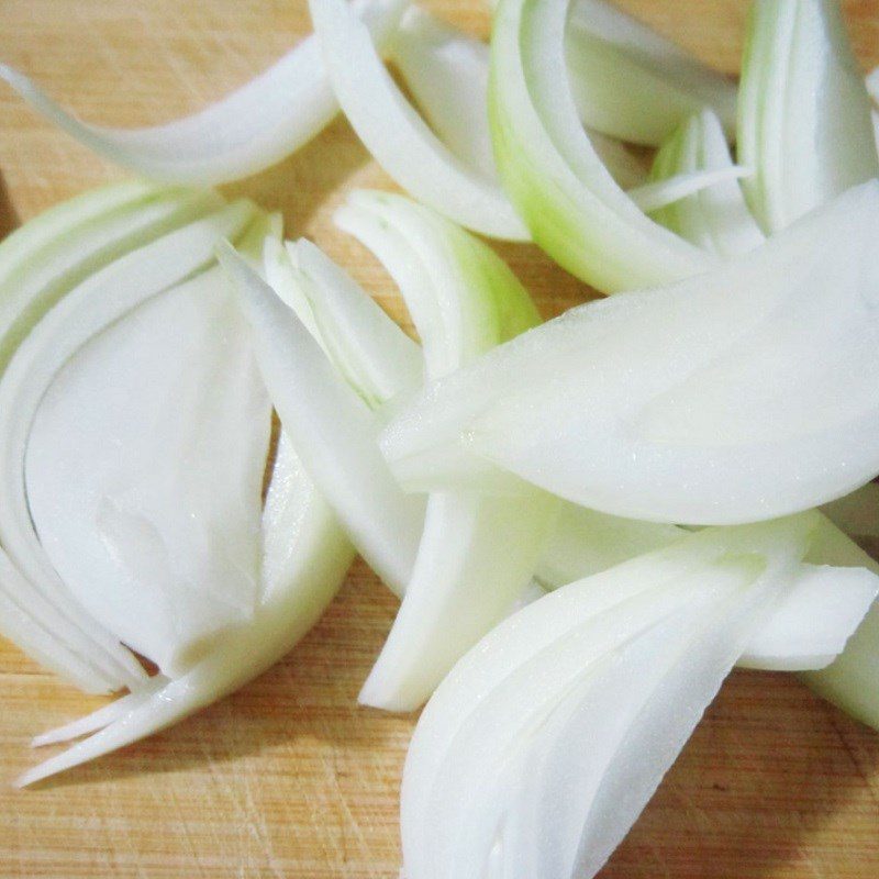 Step 1 Prepare the ingredients Squid Eggs - fried milk squid with fish sauce