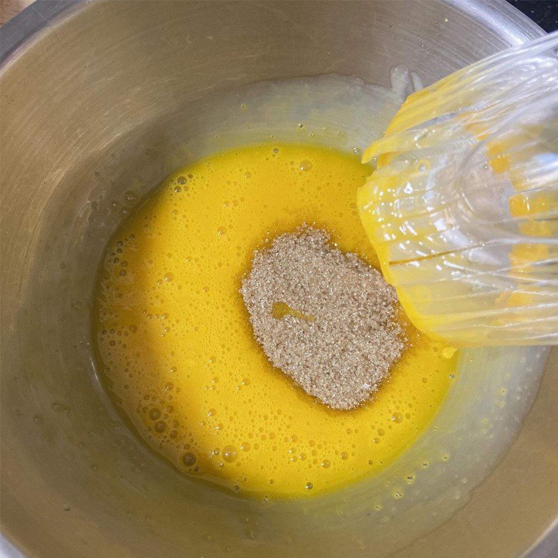 Step 1 Prepare the ingredients for the Doremon pancake without filling