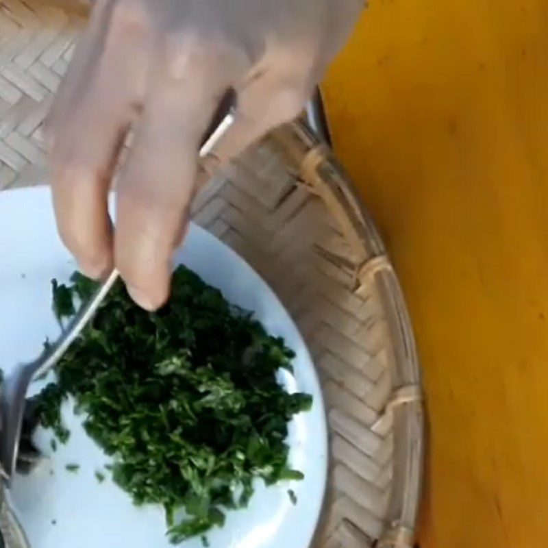 Step 1 Prepare the ingredients for Eel Porridge with Spinach