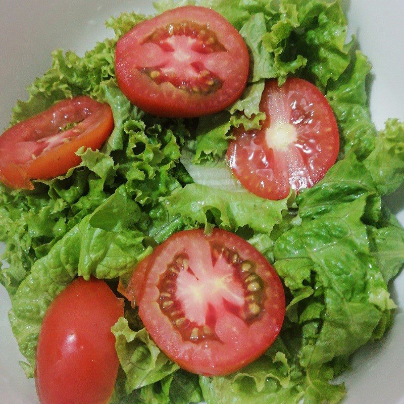 Step 1 Prepare the ingredients for seaweed salad with beef