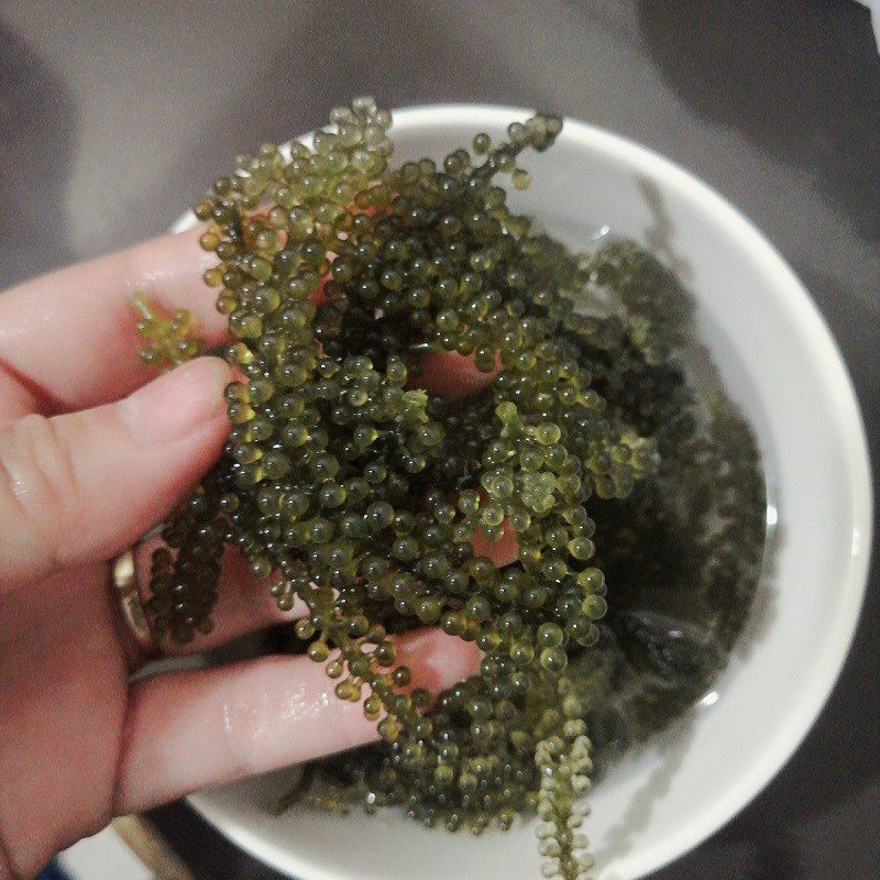 Step 1 Prepare the ingredients for seaweed salad with beef