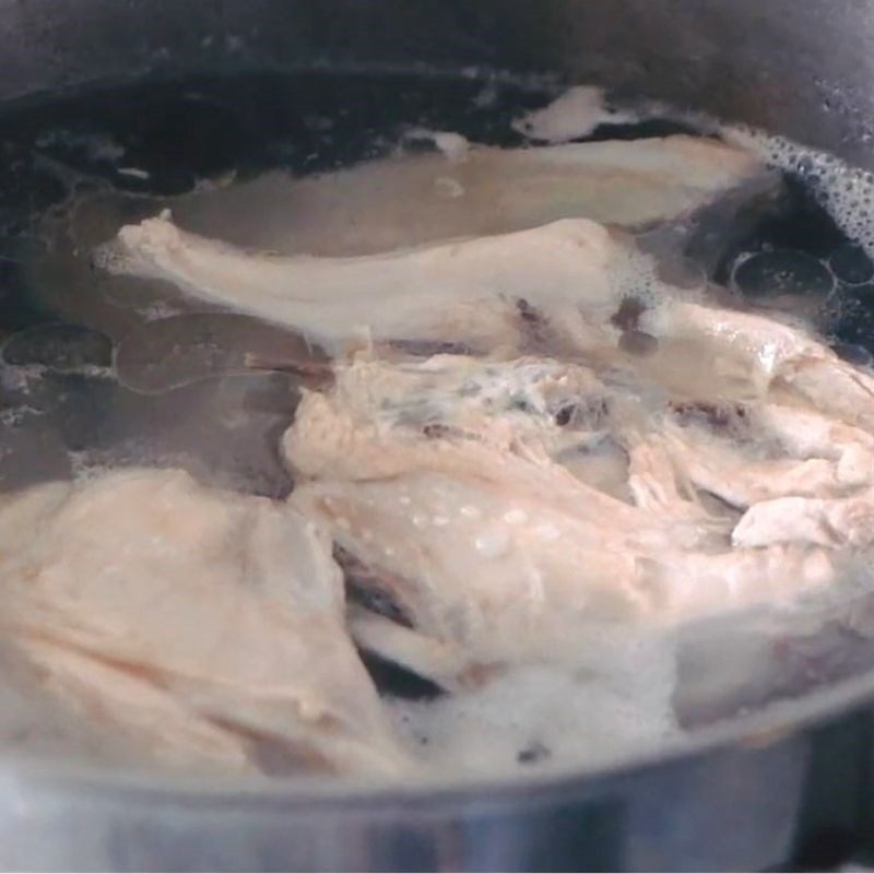 Step 1 Prepare the ingredients for Shrimp and Pork Cake