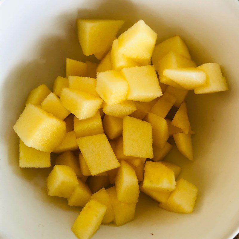 Step 1 Prepare the ingredients for Honey Apple Tea