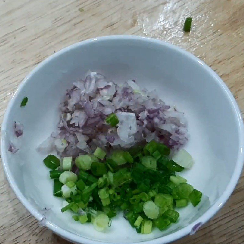 Step 1 Prepare the ingredients for Snakehead fish porridge for babies with taro