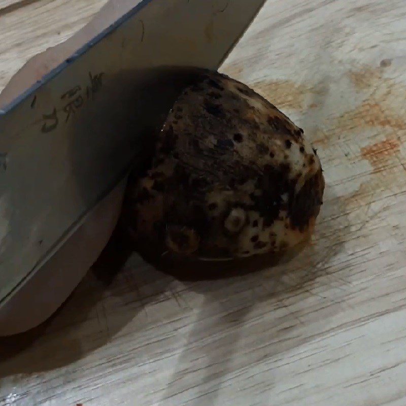 Step 1 Prepare the ingredients for Snakehead fish porridge for babies with taro