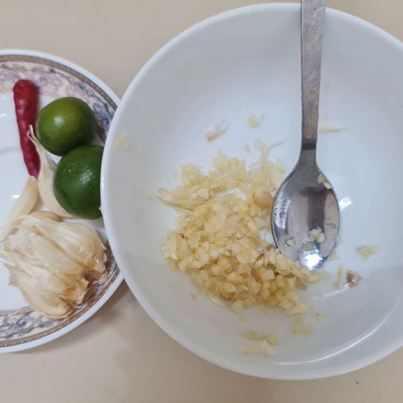 Step 2 Prepare the remaining ingredients Quail eggs sautéed with garlic butter