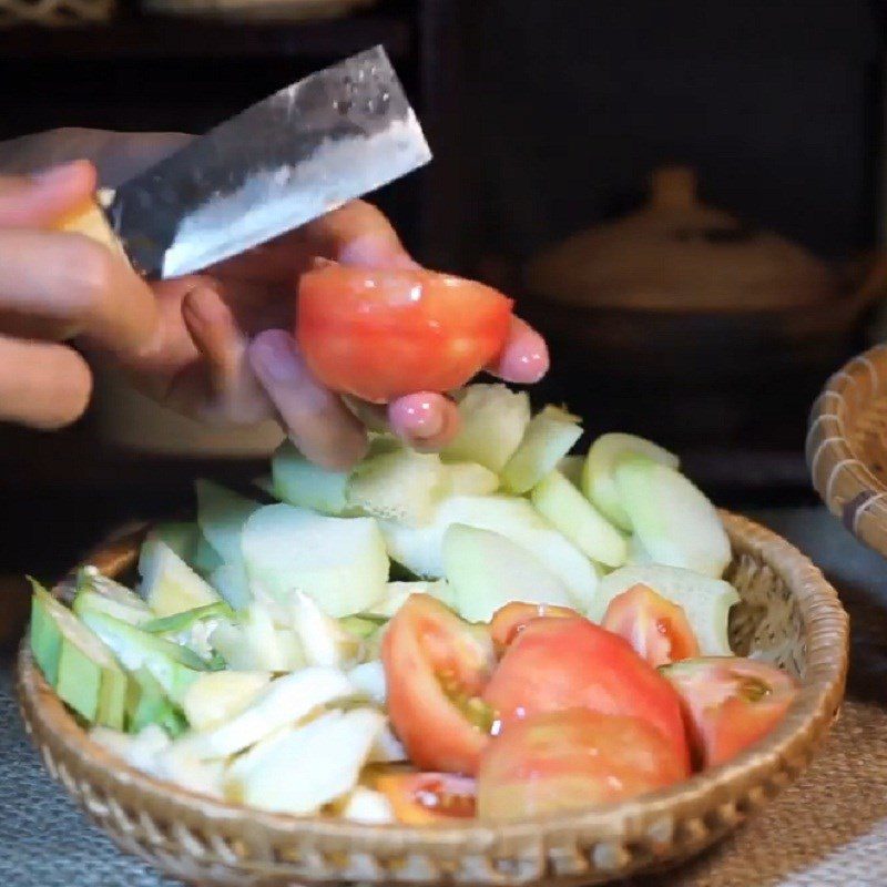 Step 2 Prepare other ingredients Sour fish soup