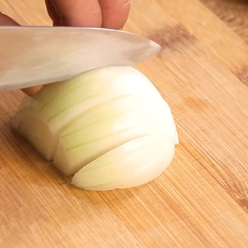 Step 2 Prepare the other ingredients Stir-fried Noodles with Ground Beef and Tomato